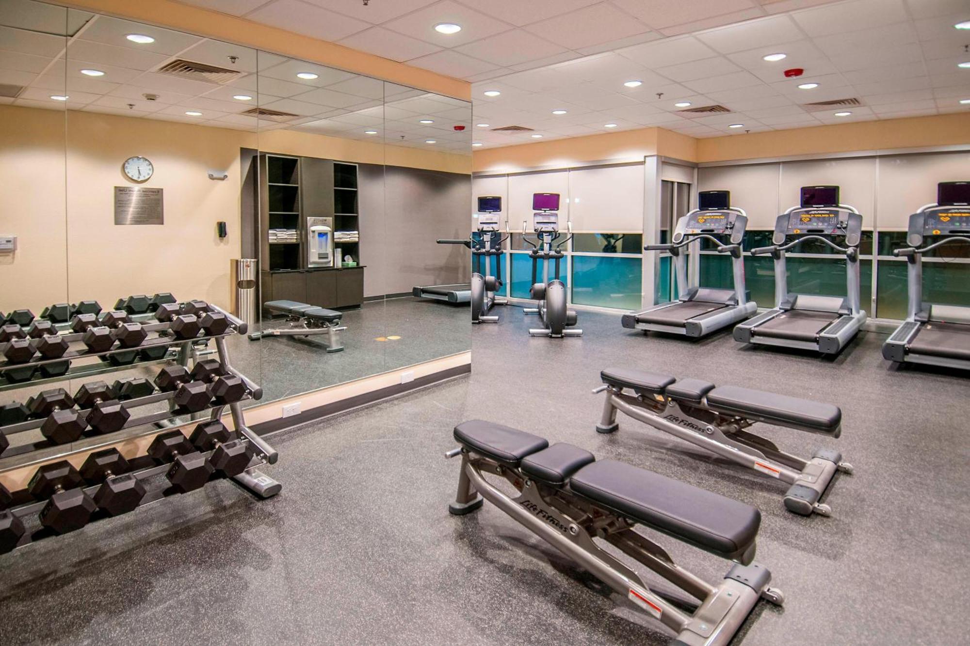 Fairfield Inn & Suites By Marriott San Antonio Brooks City Base Bagian luar foto