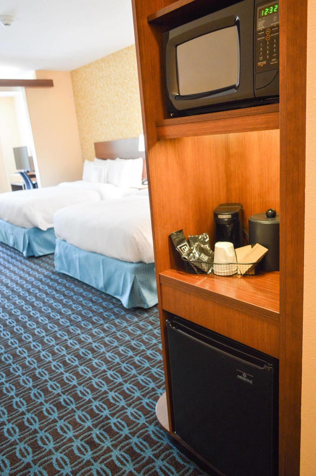 Fairfield Inn & Suites By Marriott San Antonio Brooks City Base Bagian luar foto