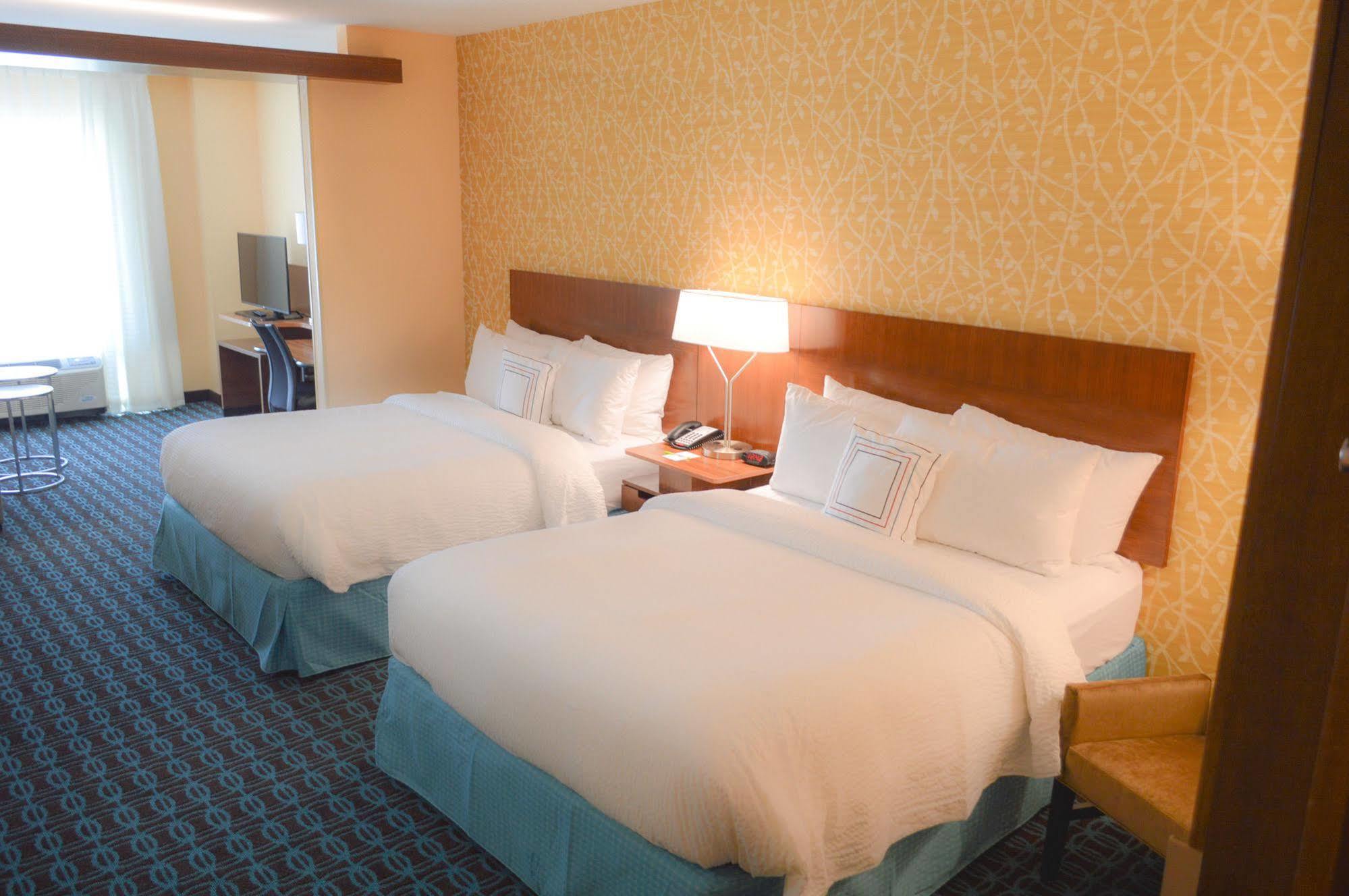 Fairfield Inn & Suites By Marriott San Antonio Brooks City Base Bagian luar foto