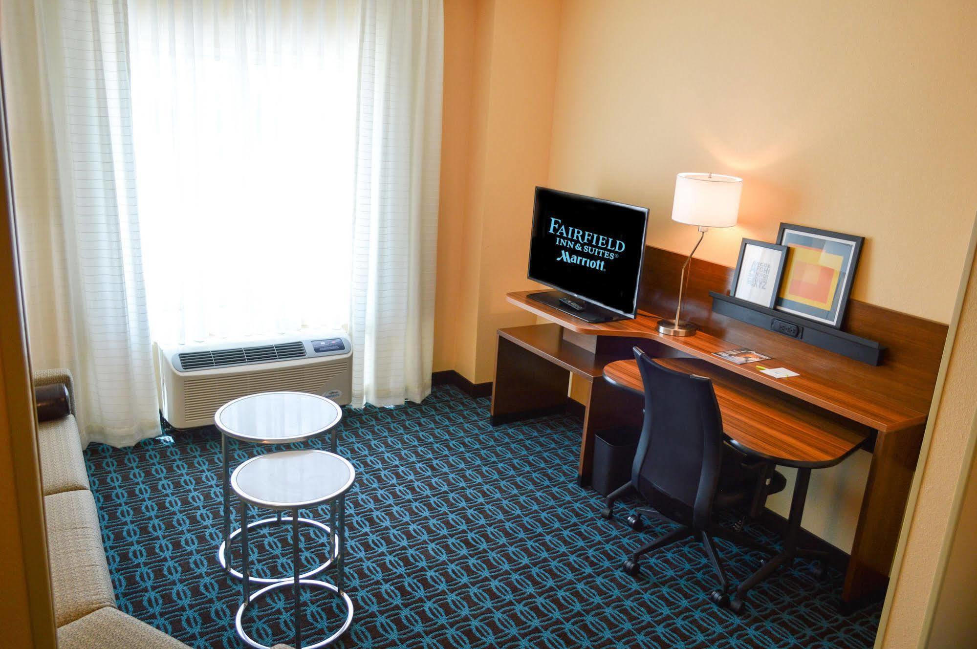 Fairfield Inn & Suites By Marriott San Antonio Brooks City Base Bagian luar foto